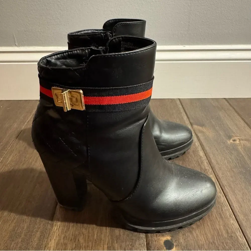 Faux Leather Black Chunky Quilted Platform Zip Up Chic Heeled Booties Boots 8M